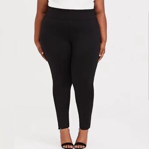 Torrid Slim Fix Pixie Pull On Ponte Pants Black 4X NEW